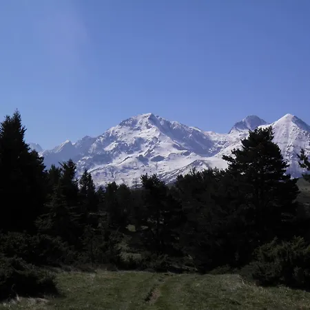 Montanhoùs Hébergement de vacances Bazus-Aure