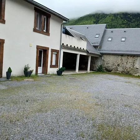 Montanhoùs * Bazus-Aure