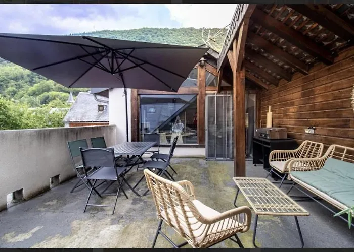 Montanhoùs Hébergement de vacances *