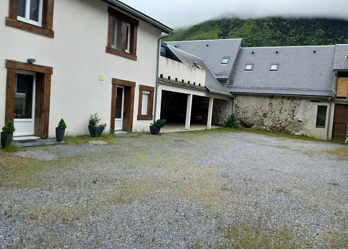 Montanhoùs * Bazus-Aure