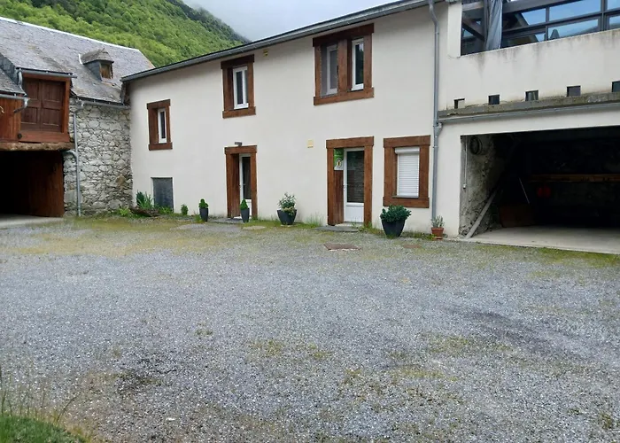 Montanhoùs Hébergement de vacances Bazus-Aure